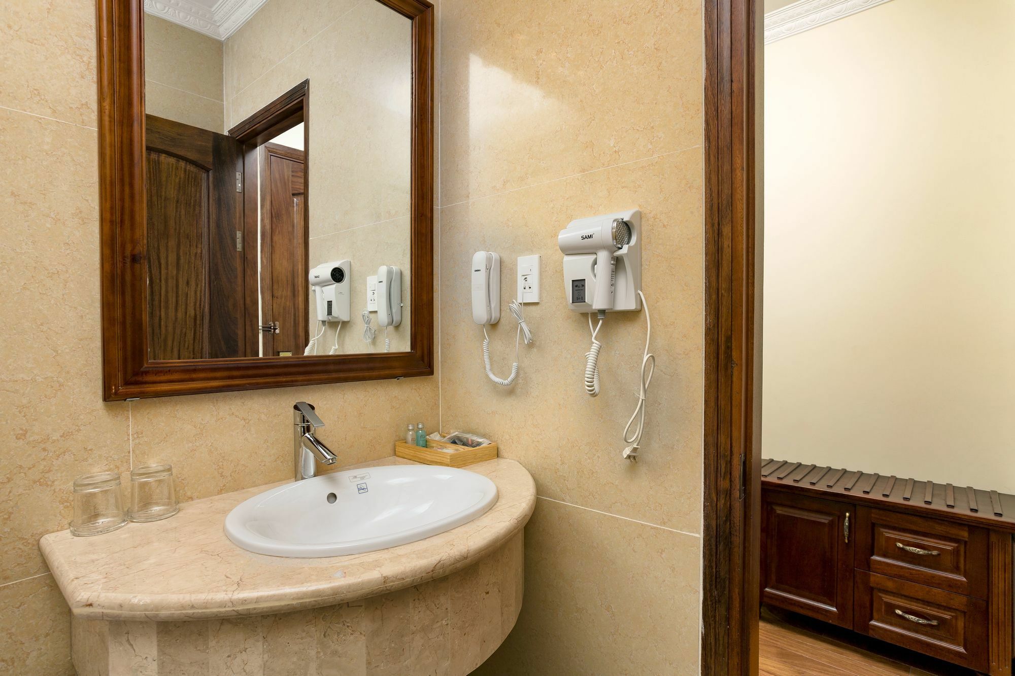 Lam Anh Luxury Hotel Da Lat Buitenkant foto